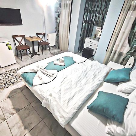 Taksim Rozenda Residence Hotel Estambul Exterior foto